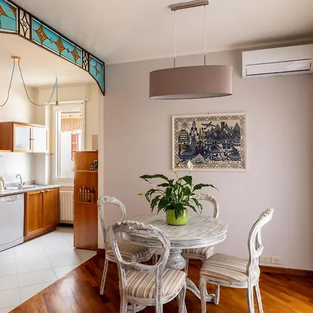Trilocale Ferruccio Apartment