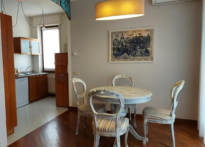 아파트 Trilocale Ferruccio