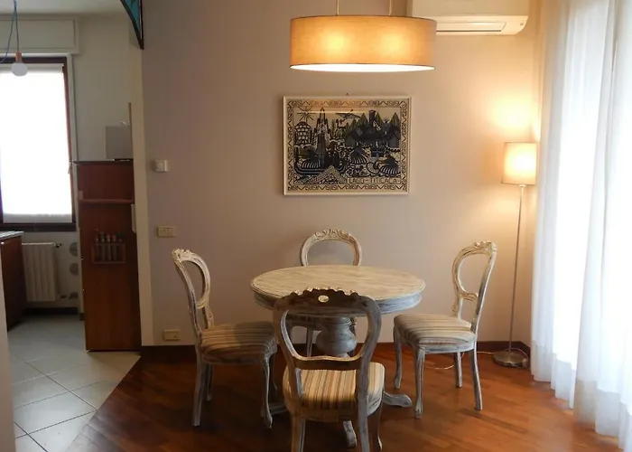 Trilocale Ferruccio Apartament *